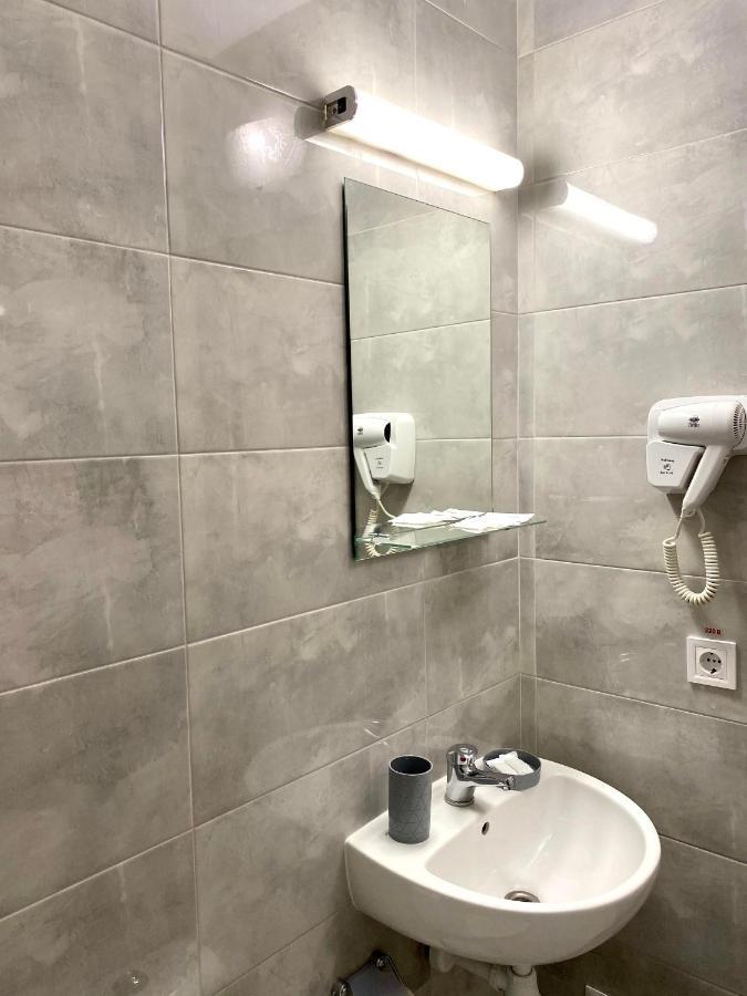 Guest House Sotni Kiev Ngoại thất bức ảnh