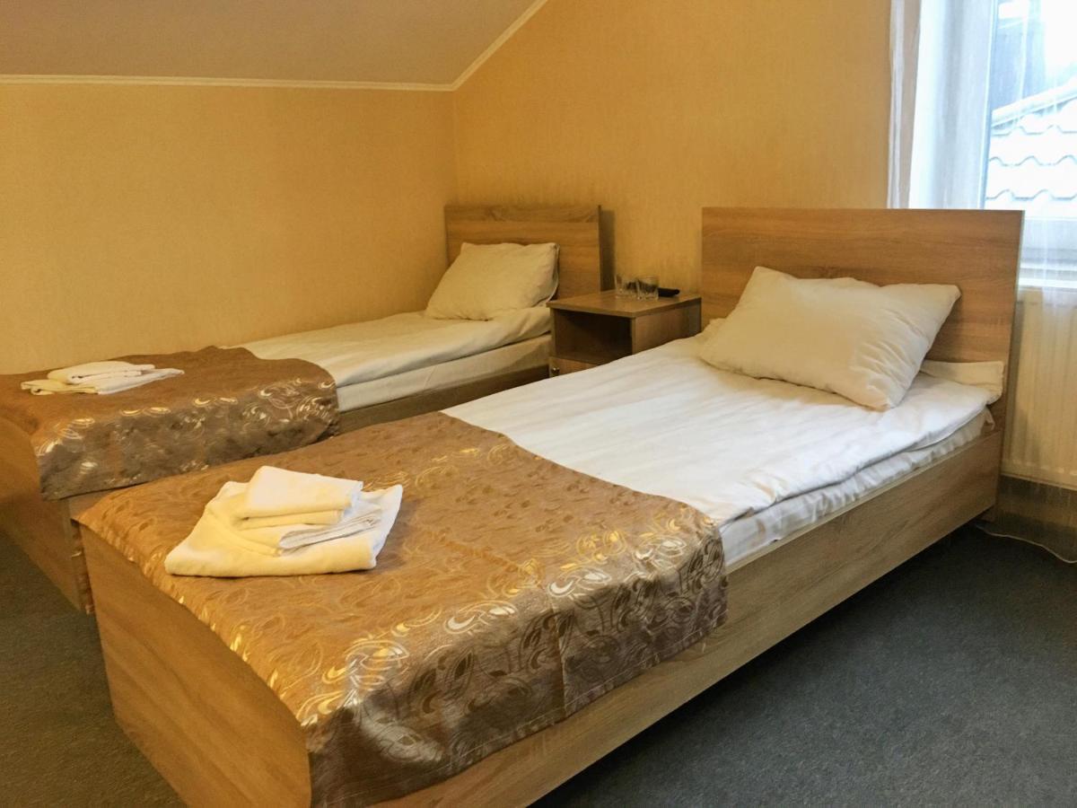 Guest House Sotni Kiev Ngoại thất bức ảnh