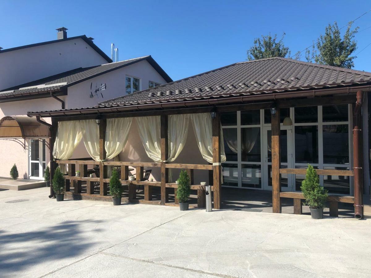 Guest House Sotni Kiev Ngoại thất bức ảnh